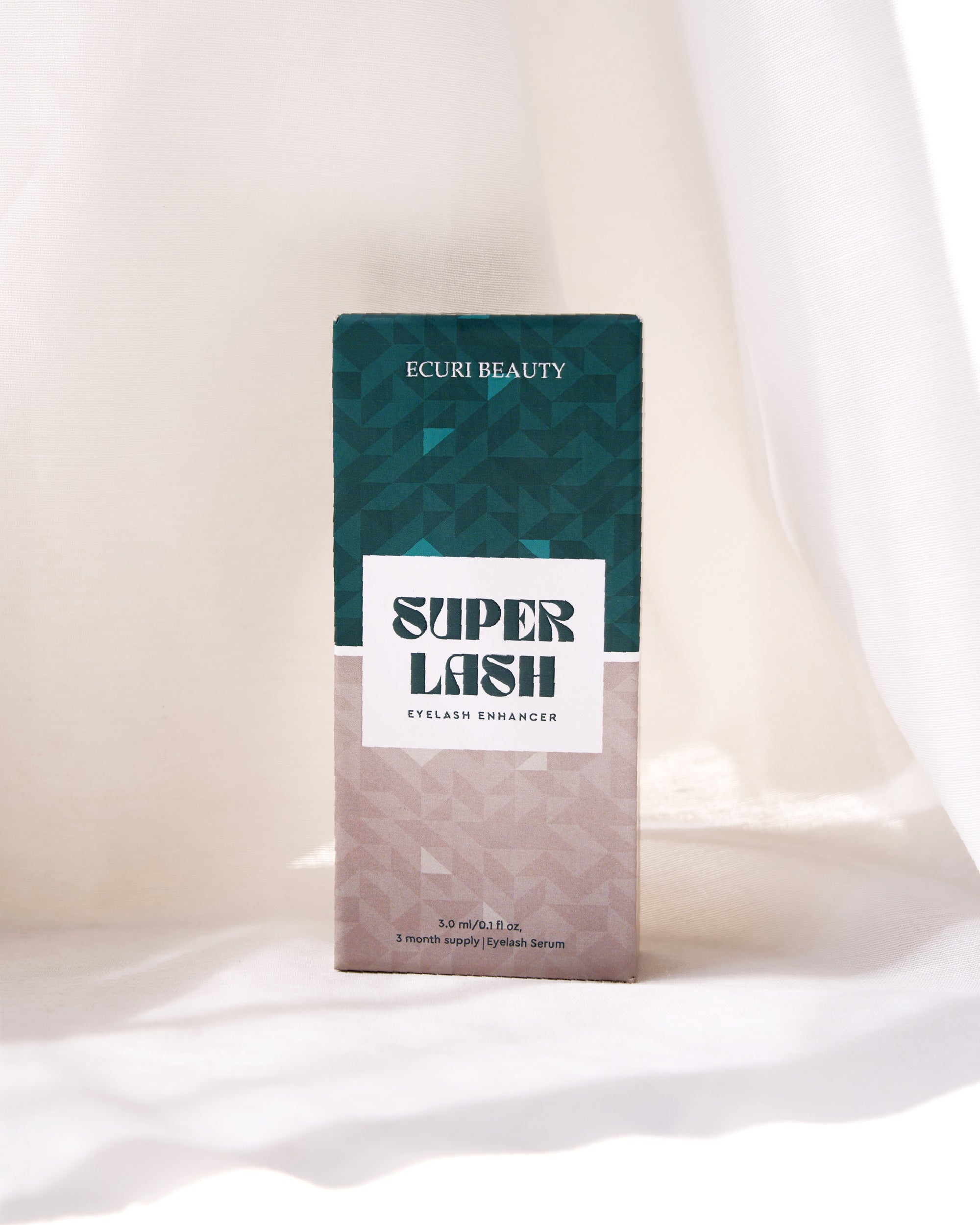 Productfoto van de superlash wimperserum verpakking
